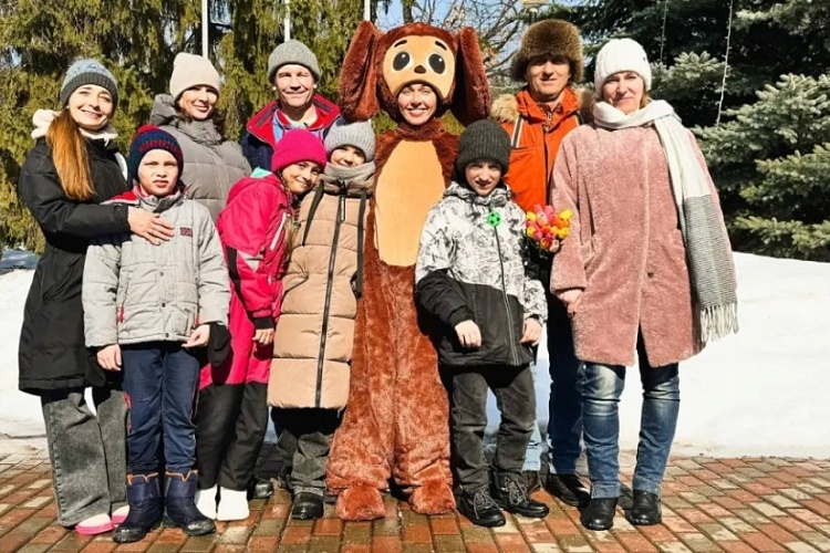 Тюльпаны, лазертаг и море улыбок: как прошли выходные в «Березке»